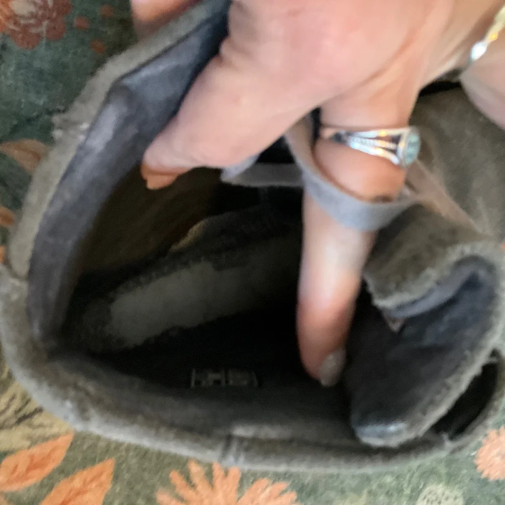 Keen Waterproof Boots Women 7.5 Gray Suede Lace Up Buckle 1011439